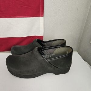 Dansko Men's XP 2.0 Black Burnished Nubuck Size 42